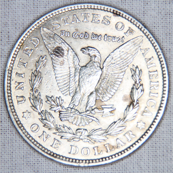 MORGAN DOLLAR (USA) 1921 STUCK AT PHILADELPHIA MINT. ROW 100.