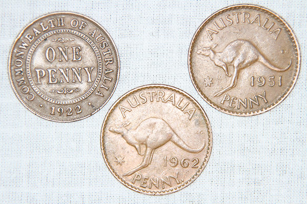 Australia?s One Penny Set Featuring Three Monarchs. ROW 176.