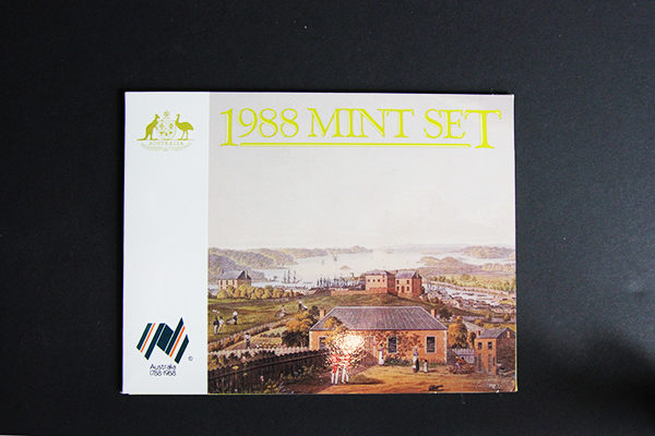 Australia's Uncirculated 1988 Bicentenary Celebration Coin Set. UNC. ROW 256.