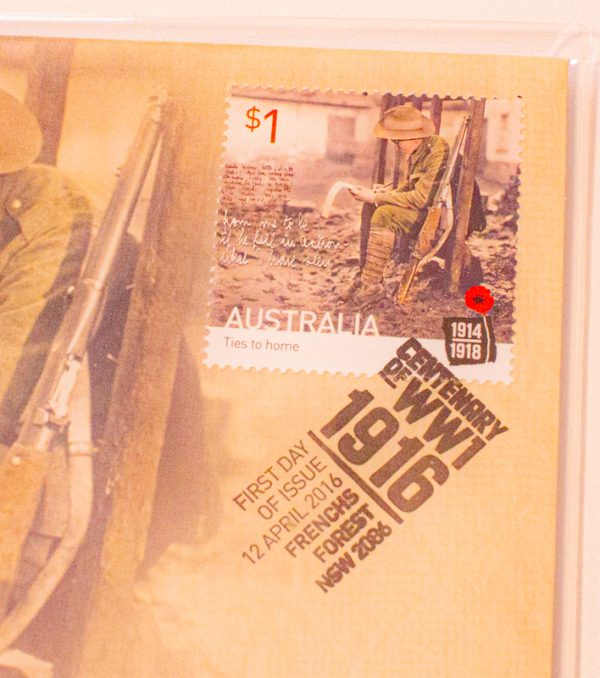 2016 Australia's Letter From The Front coin and stamp set. ROW 322 - Image 2